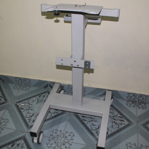 Chariot médical portatif, à utiliser en hôpital - Product Image 1