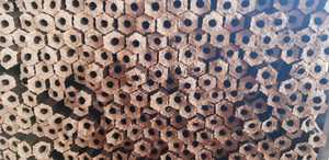 ขี้เลื่อยไม้เนื้อแข็งถ่านกัมมันต์ย่างบาร์บีคิว5-6ชั่วโมงเวลาในการเผาไหม้91.3% คาร์บอนคงที่เวียดนามตัวอย่างฟรีสำหรับขาย - Product Image 4