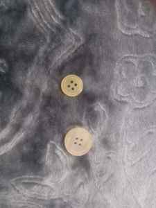 เสื้อโค้ทเขาควายขัดเงา20มม. กระดุม4รูสีทองแดงซักได้ขนาด18มม. ตกแต่งเสื้อผ้าด้วยลูกปัด - Product Image 4