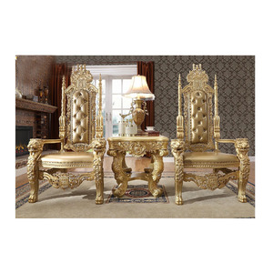 Tronos de respaldo alto para sala de estar, sillas de trono talladas barrocas doradas y mesa, silla de boda de estilo francés antiguo - Product Image 1