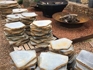 Batu Pijakan Basalt Tipis Tidak Beraturan Ramah Lingkungan Modern untuk Paving, Pembatas, Batu Tepi, Taman, Halaman, Jalan Setapak, Batu Ajaib - Product Image 4