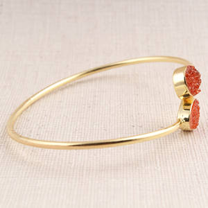 Ágata Natural Naranja Druzy Forma de pera Pulseras para mujeres Chapado en oro amarillo Brazaletes bohemios Regalos Fiestas Bodas Cristianas - Product Image 2