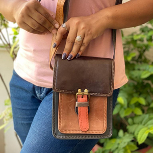 Bandolera de cuero auténtico para mujer, bolso de hombro de Piel reciclada para usos móviles - Product Image 1