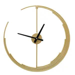 ゴールドパウダーコーティングされた金属製の壁時計丸型手作りファンシー時計クラシックスタイリッシュな卸売高級金属製の壁時計