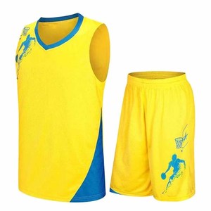 Conjunto de uniforme de baloncesto de color personalizado, 100% poliéster, nuevo diseño, ropa deportiva estampada, uniforme de baloncesto con estampado por sublimación - Product Image 6