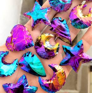 Colgante de Piedra natural tallada de Mickey Mouse, pulsera de obsidiana de arco iris, escultura de piedra blanca grande, Aura obsidiana - Product Image 2