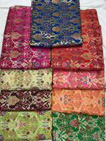 Tissu en soie brocart métallique sur mesure en or et couleurs vives pour coussin et canapé