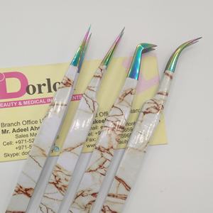 Pinzas de extensión de pestañas de mármol blanco con puntas de arcoíris con logotipo personalizado, herramienta de maquillaje de acero inoxidable, aplicador de pestañas - Product Image 3