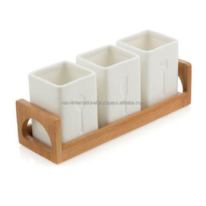 Porte-couverts blanc à trois portions avec base en bois Support de rangement pratique - Product Image 1