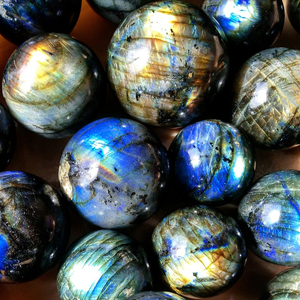 Plateau en cristal hexagonal de labradorite, support pour sphère de quartz, plateau de présentation de pierres précieuses naturelles, décoration en cristal de guérison, fournisseur en gros - Product Image 5