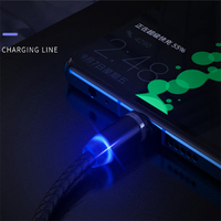 Cable USB Magnético de 2 m (6 pies) con Conexión Micro USB/Tipo-C/8 Pines y Luz LED Azul para Cargar Teléfonos iPhone y Android