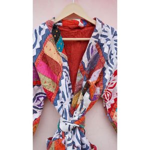 เสื้อแจ็กเก็ต Kantha แบบมีหลายสีสำหรับใส่ในงานปาร์ตี้งานตัดเย็บแบบดั้งเดิมสวยงาม - Product Image 4