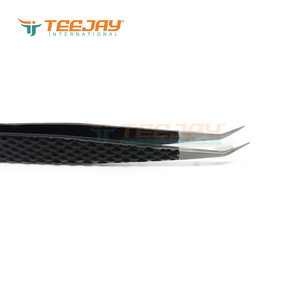 Pinzas Clásicas para Pestañas TEEJAY, de Acero Inoxidable con Recubrimiento de Polvo Negro Mate, Punta Lisa Recta de 5 mm y 45 Grados, Aislamiento Tipo Diamante - Product Image 3